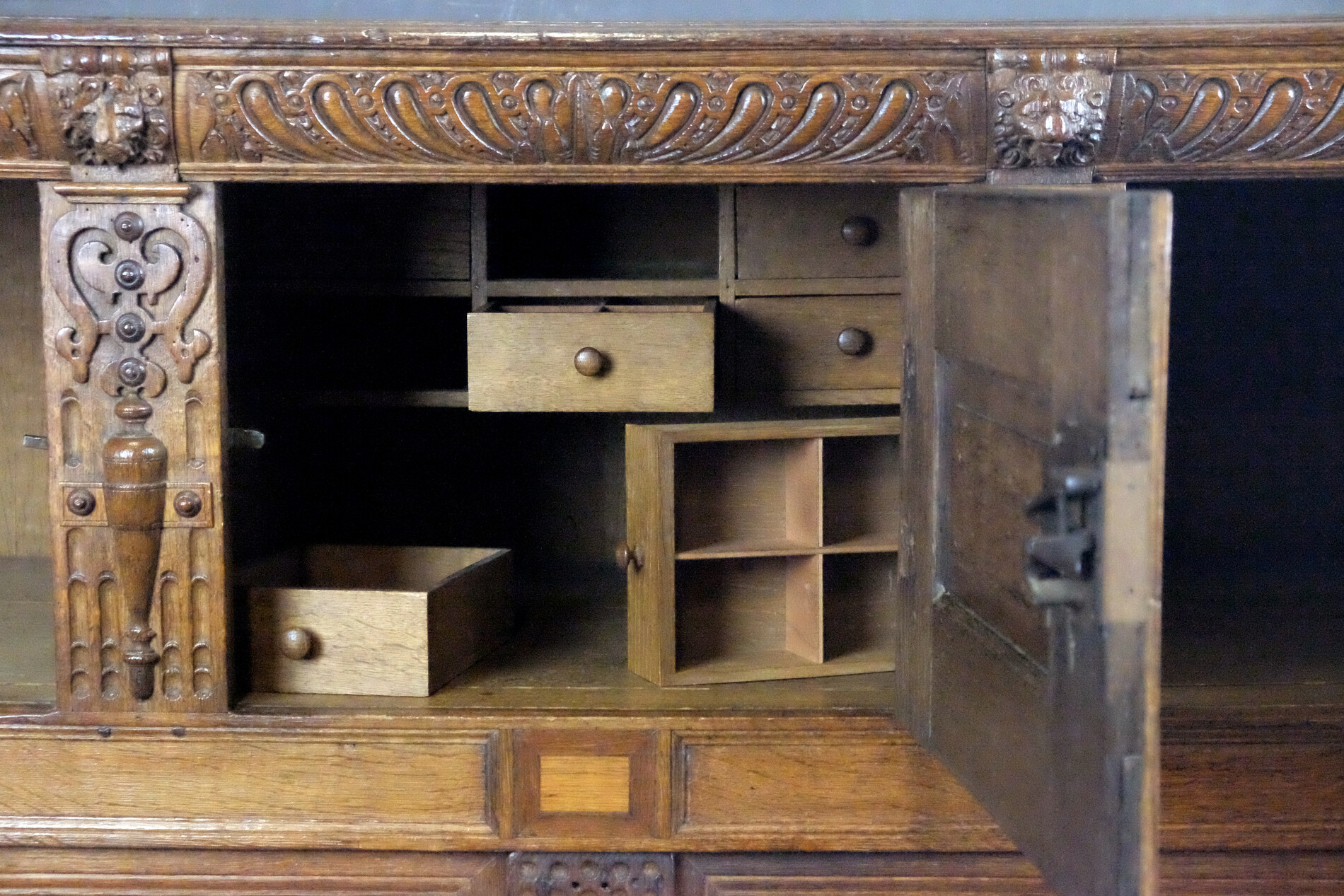 Brabant Cabinet early 18th century