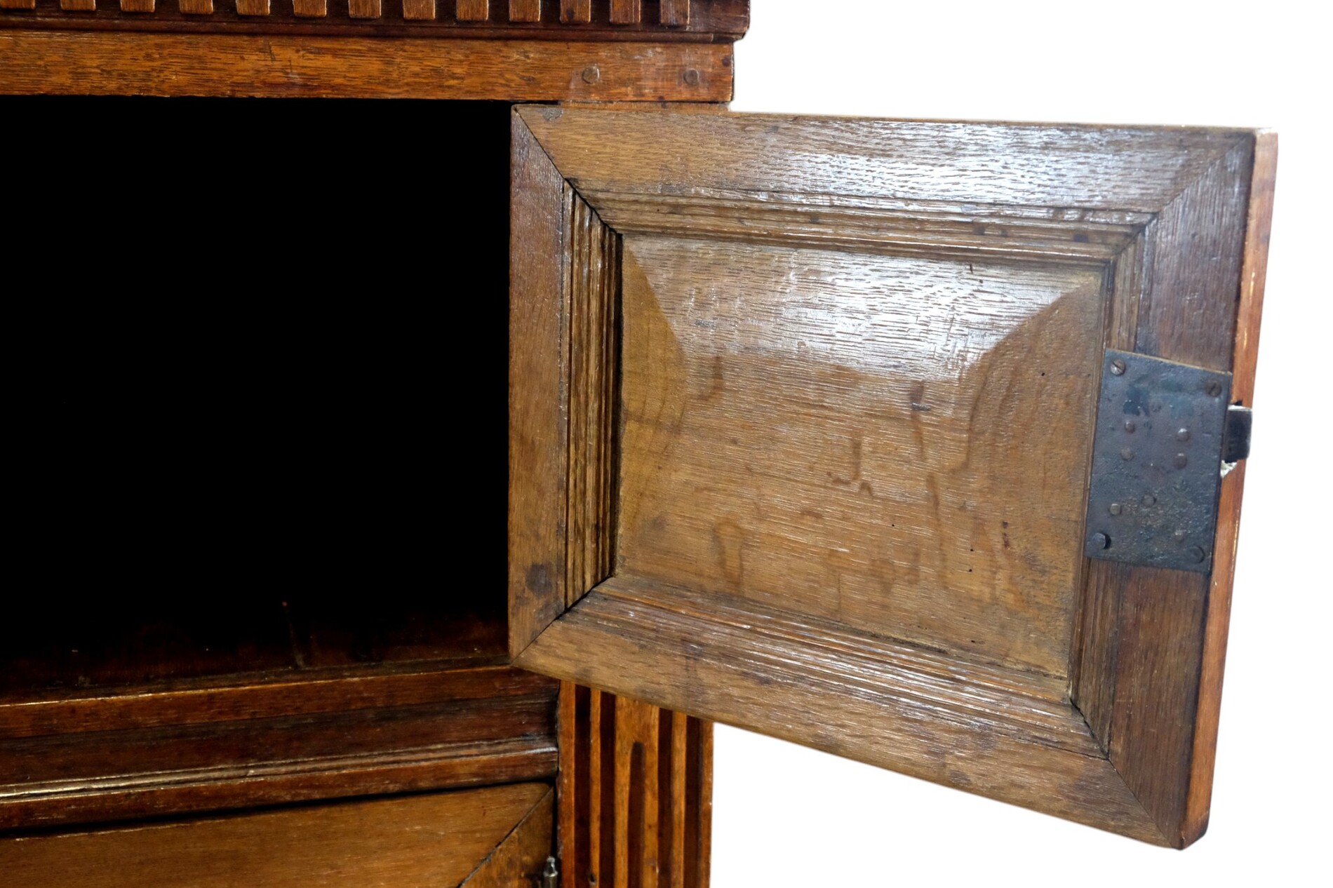 Brabant five-door cupboard, also called a milk cupboard.