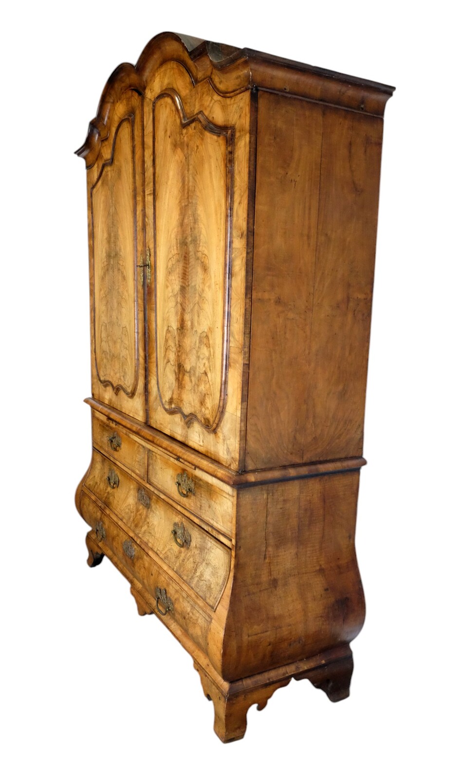Cabinet in Satin Wood 1750