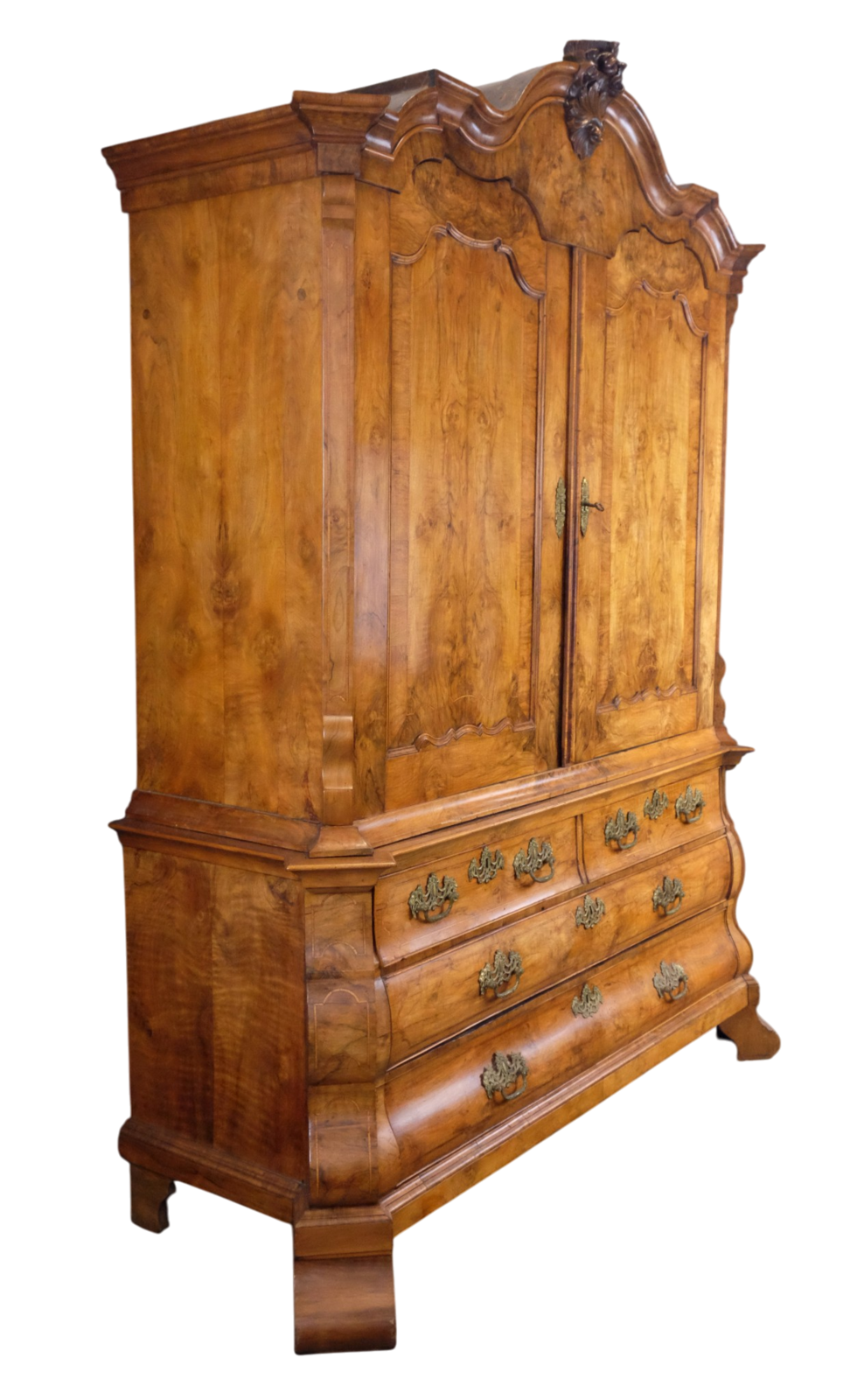 Cabinet Louis XV walnut