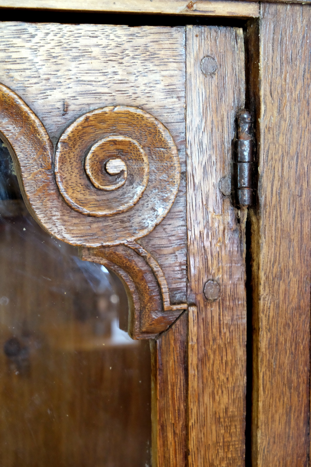 Cabinet Swiss
