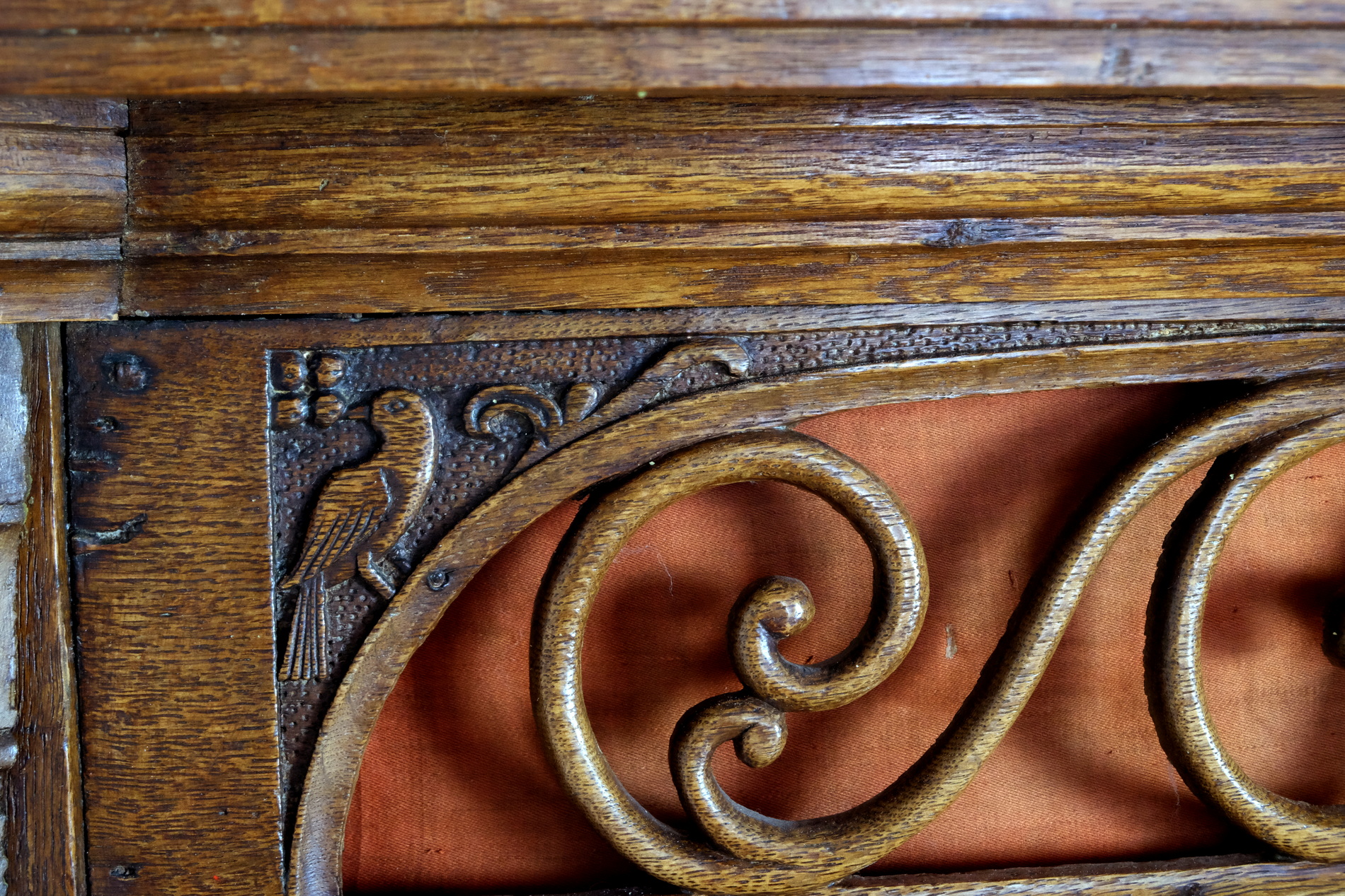 Cabinet Swiss