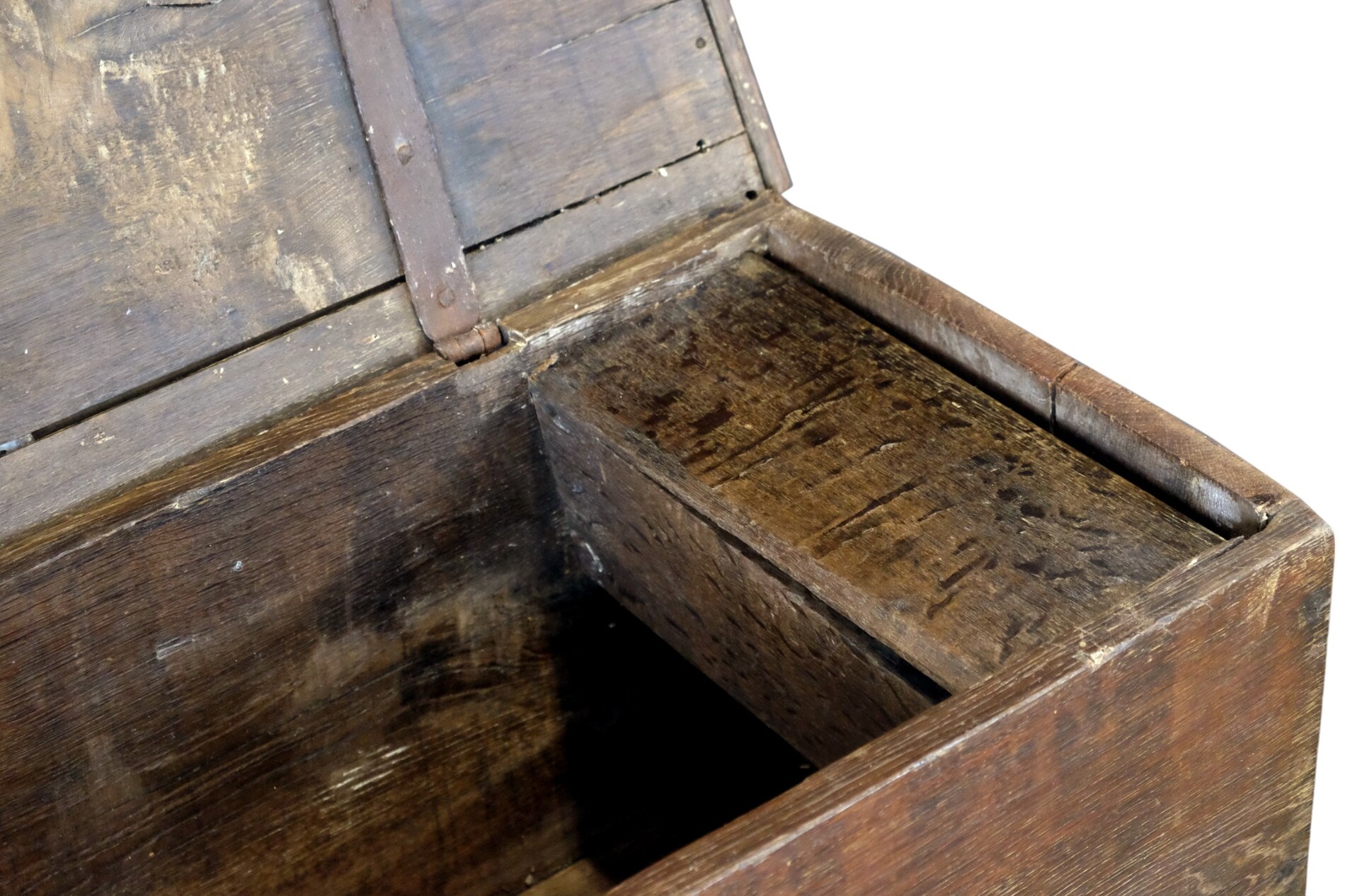 chest oak