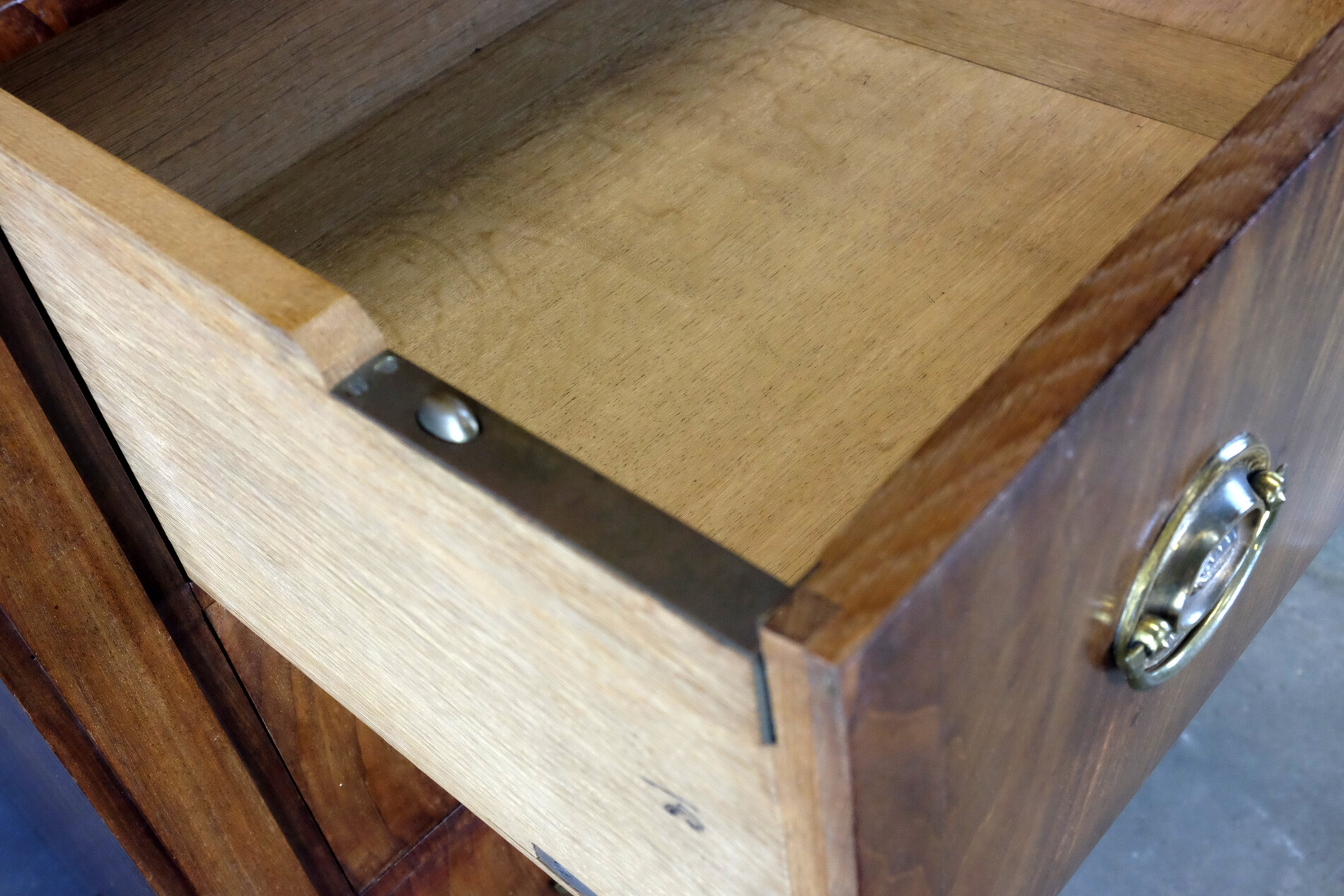 chiffonnière, chest with drawers Dutch early 19th century