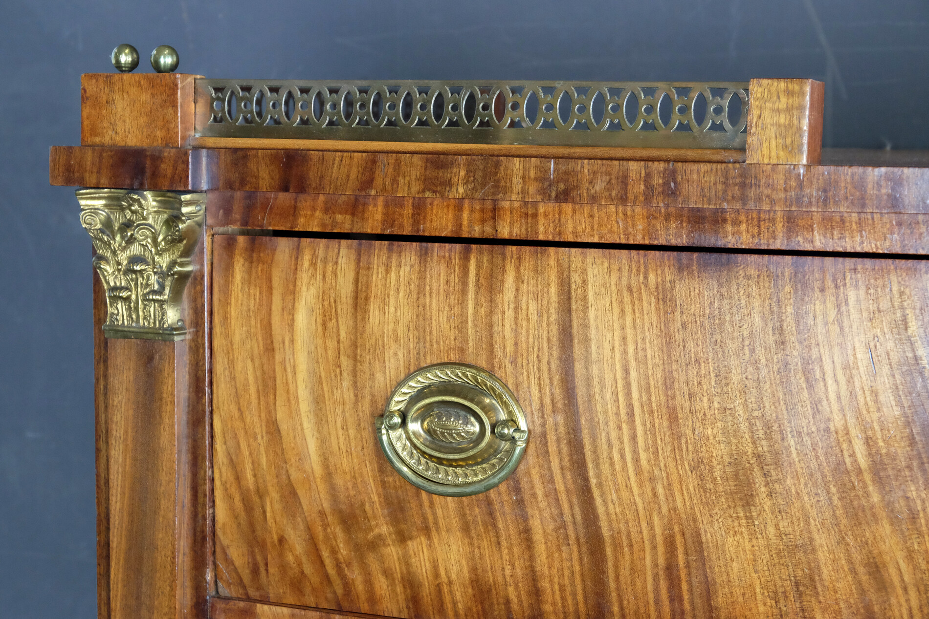 chiffonnière, chest with drawers Dutch early 19th century