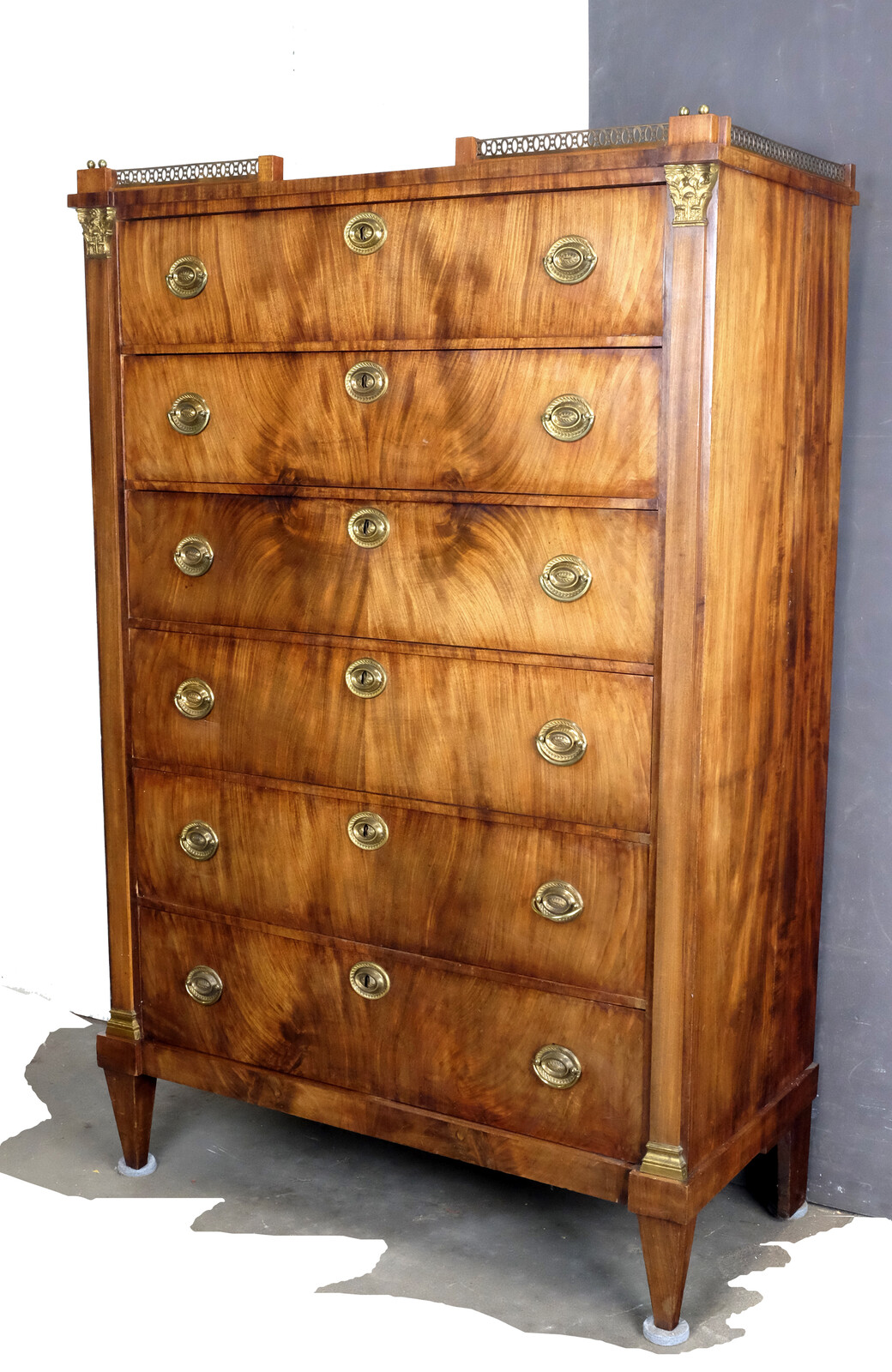 chiffonnière, chest with drawers Dutch early 19th century