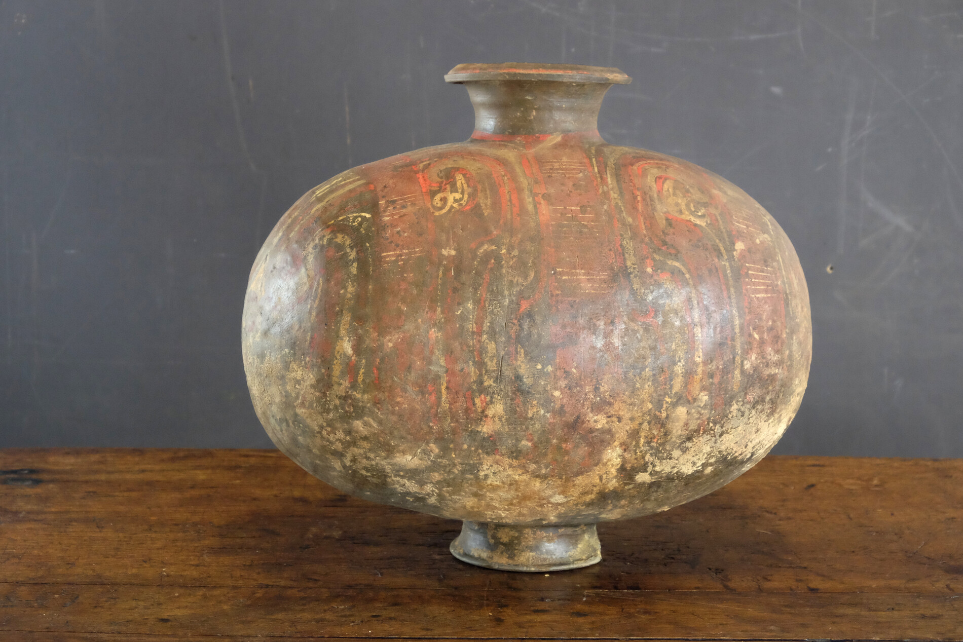 cocoon jar Han dynasty 