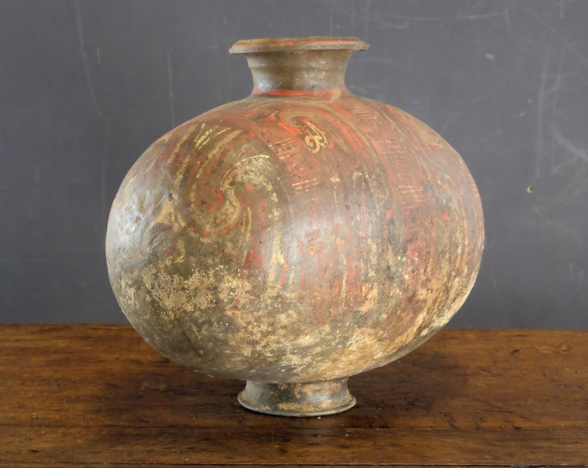 cocoon jar Han dynasty 