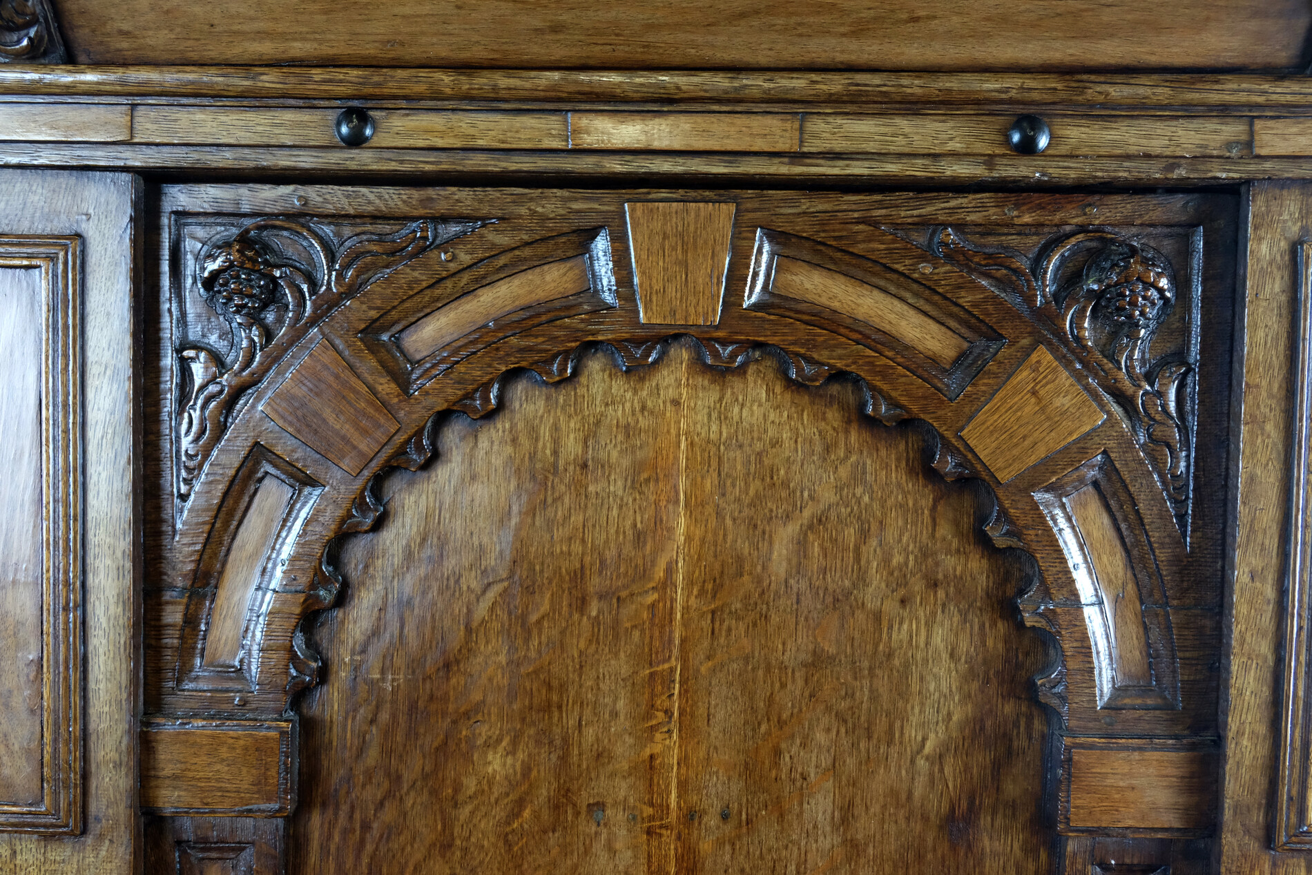 Dutch 17th century Arched Cabinet 