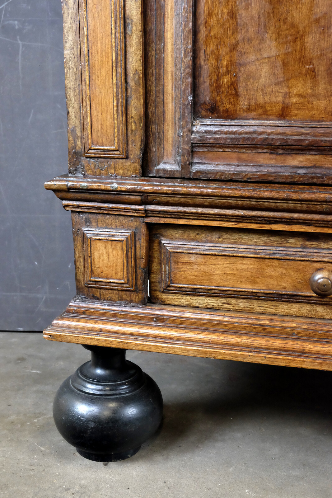 Dutch 17th century Arched Cabinet 