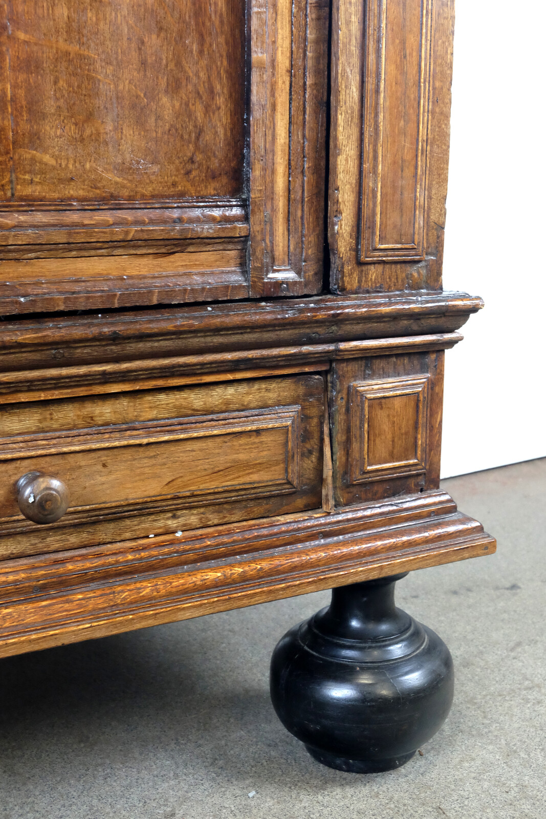 Dutch 17th century Arched Cabinet 
