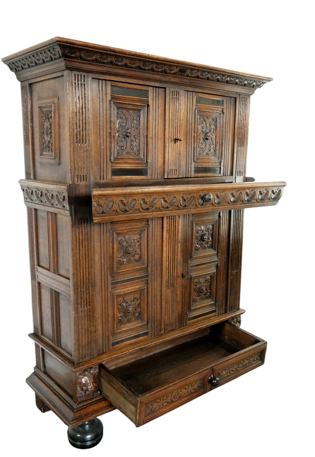 Dutch 17th century Oak Pilasterkast