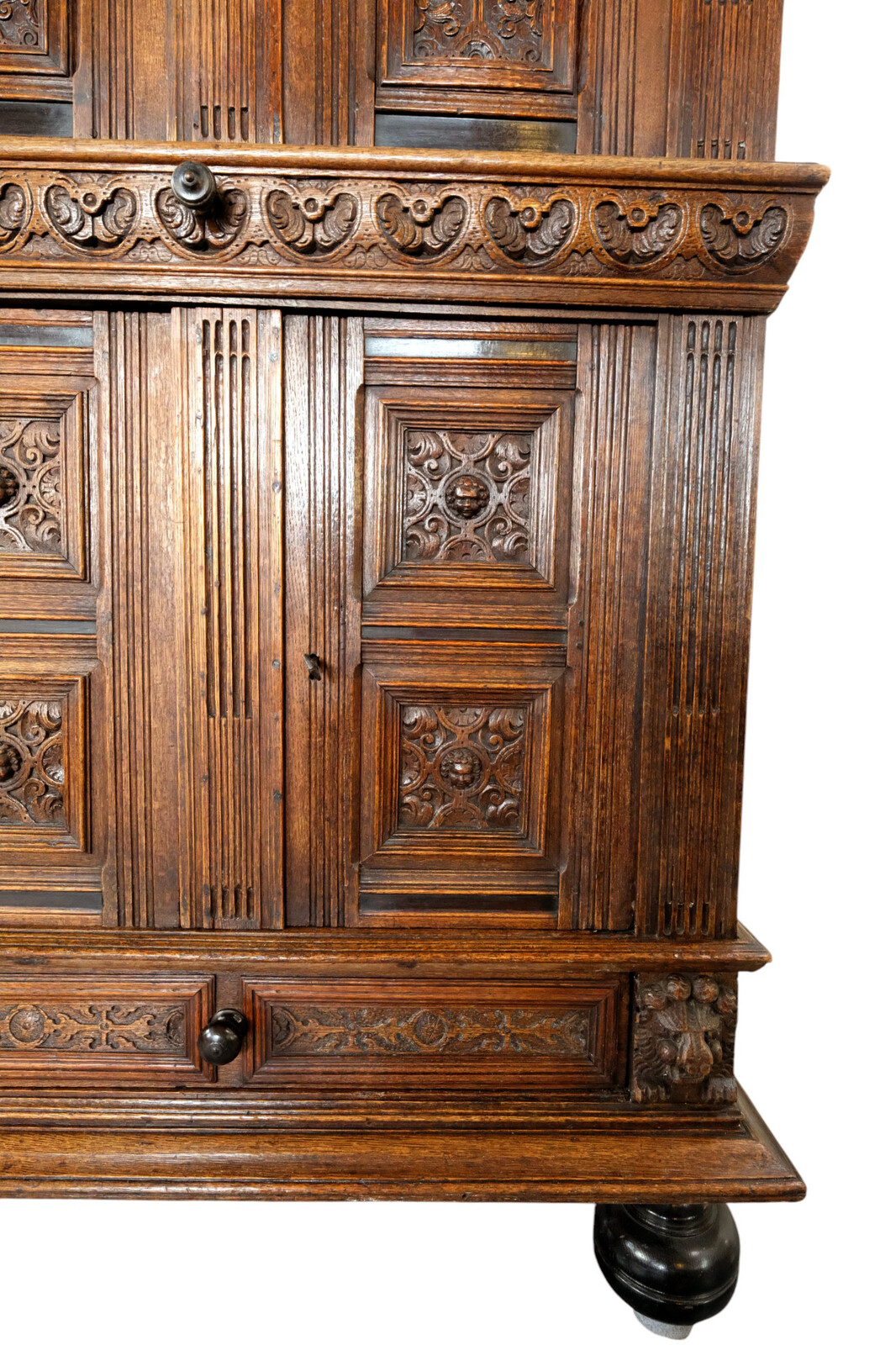 Dutch 17th century Oak Pilasterkast