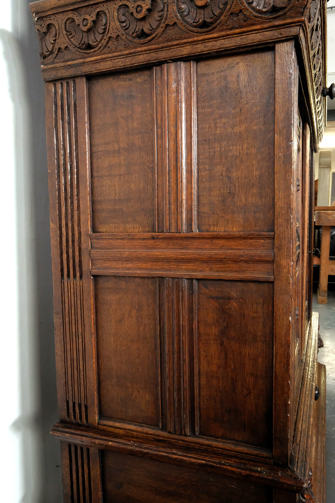 Dutch 17th century Oak Pilasterkast