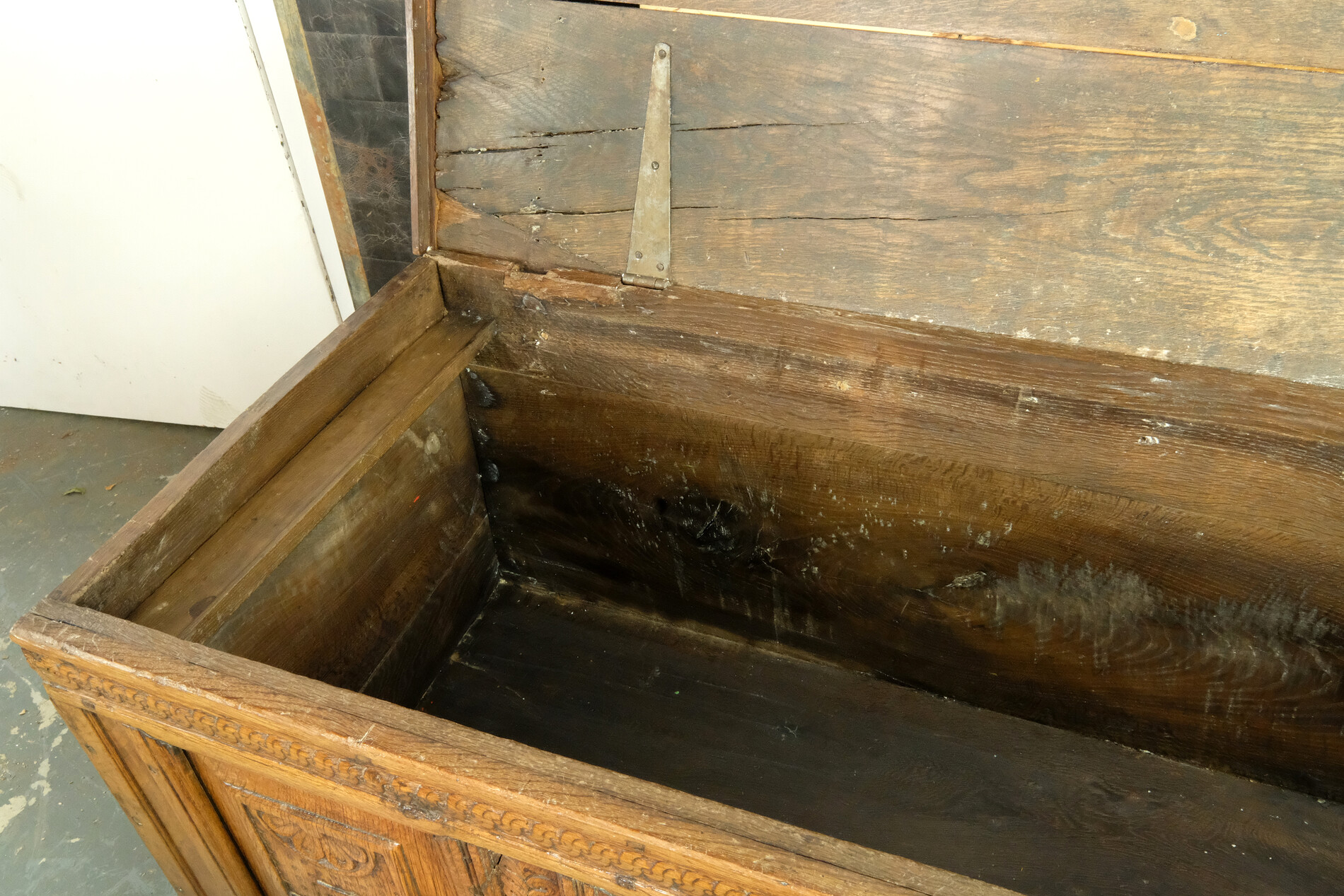 Dutch 17th century Renaissance Chest
