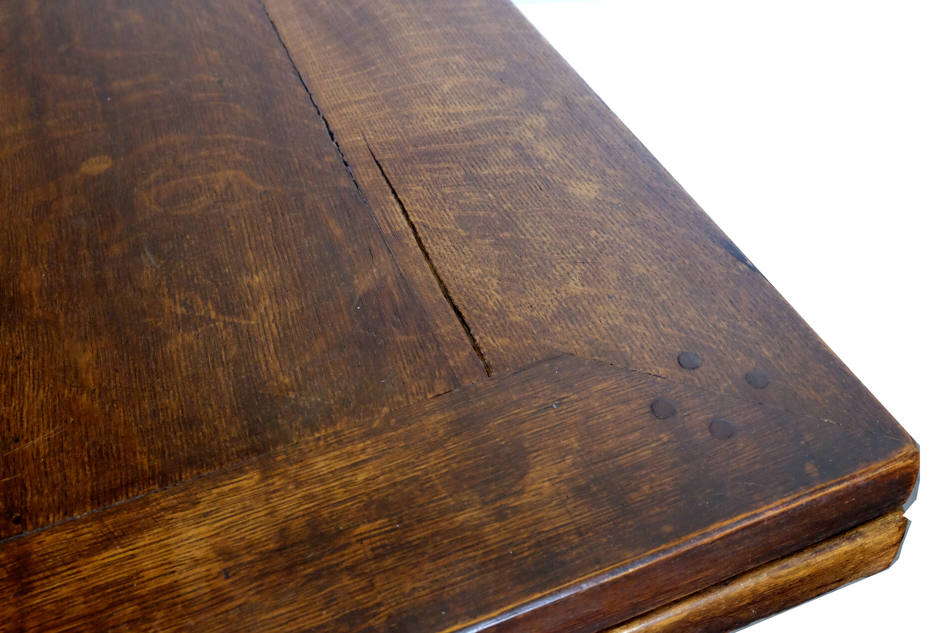 Dutch bollfeet table ( bolpoottafel)