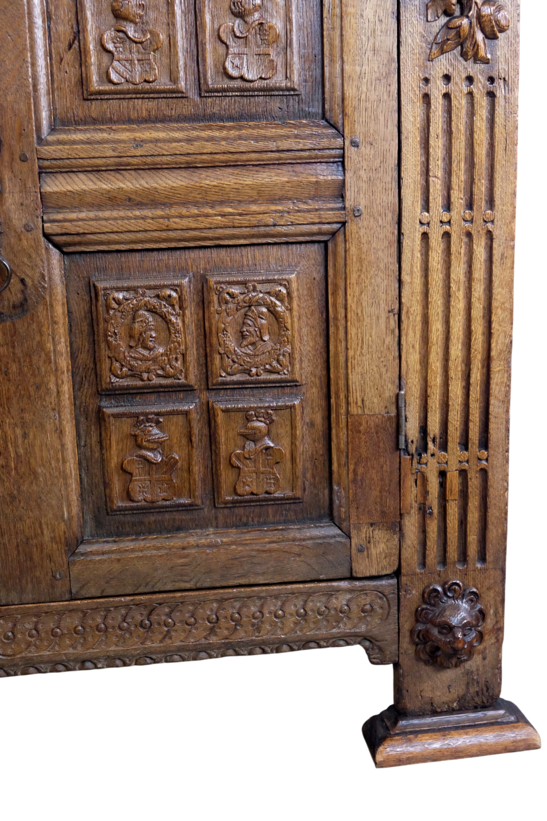 Early Brabant od Famish Cabinet 