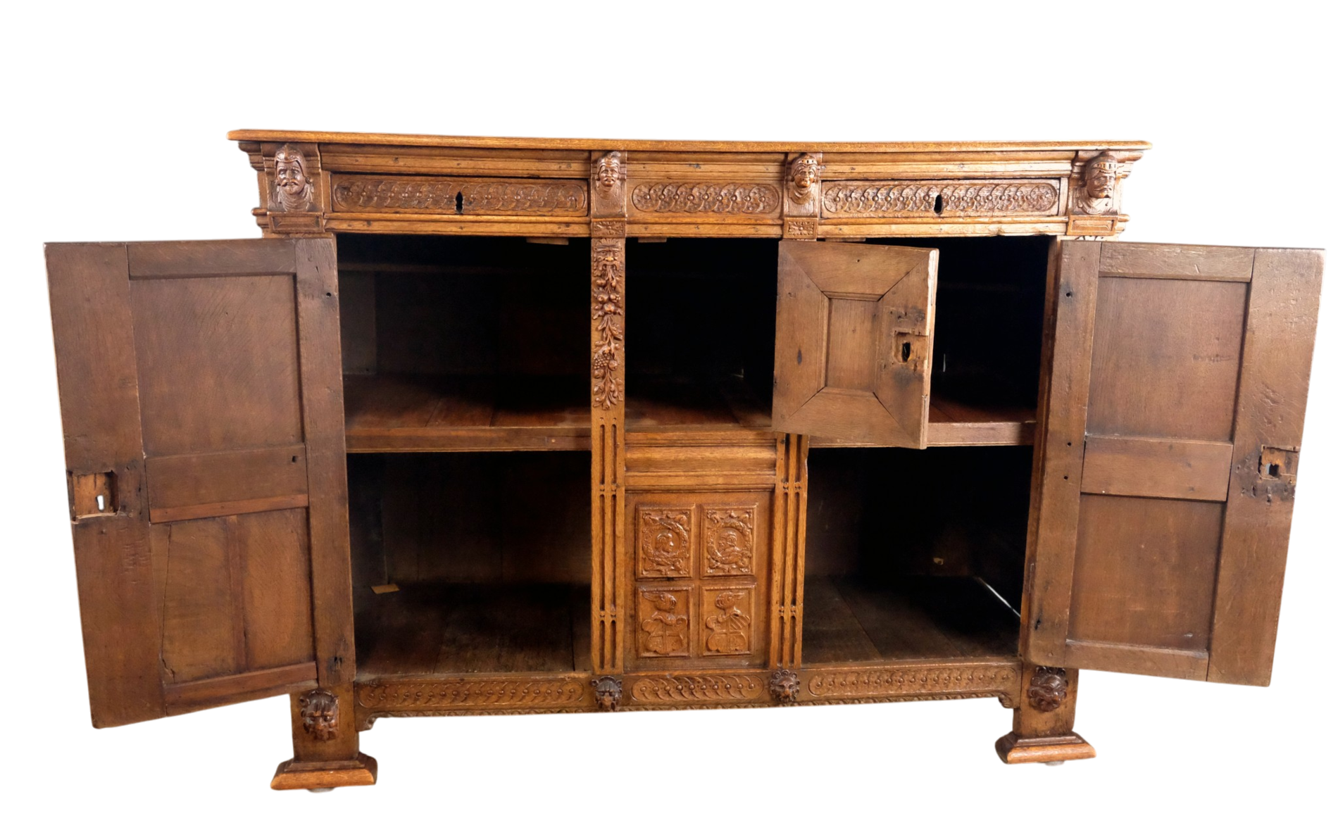 Early Brabant od Famish Cabinet 