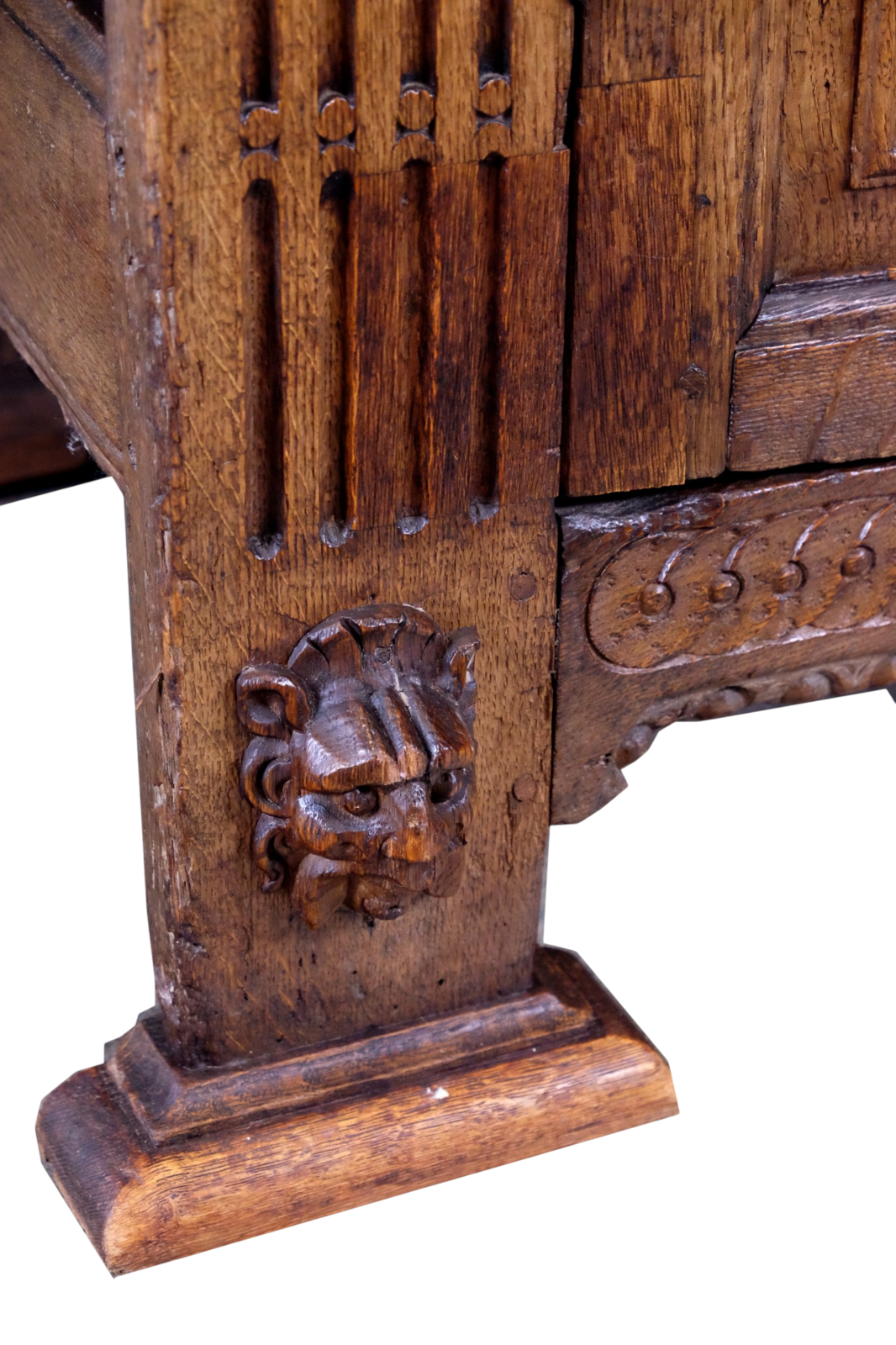 Early Brabant od Famish Cabinet 