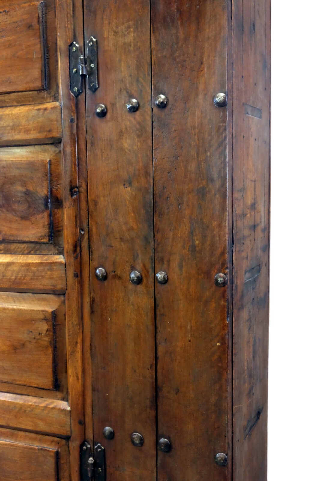 eatly Spanish cabinet