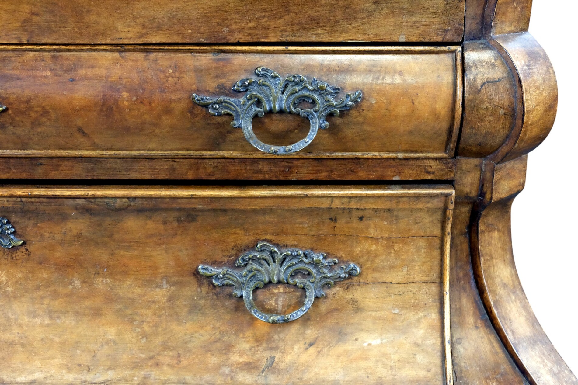 Elegant secretary, mid 18th century, around 1750.