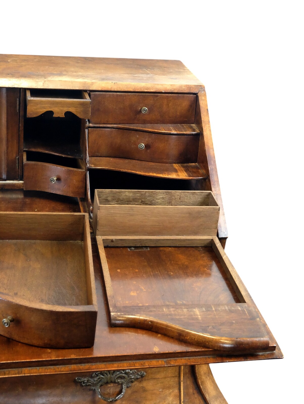 Elegant secretary, mid 18th century, around 1750.