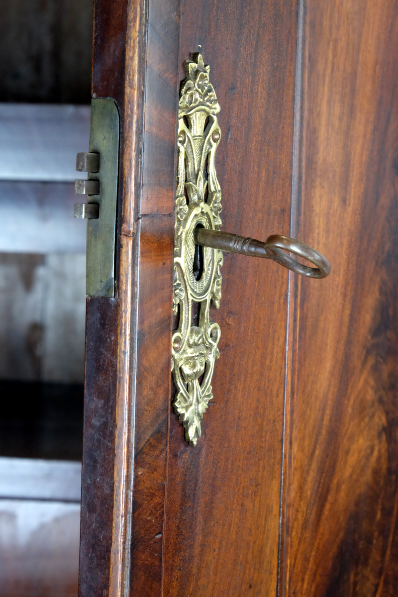 Empire Cabinet 
