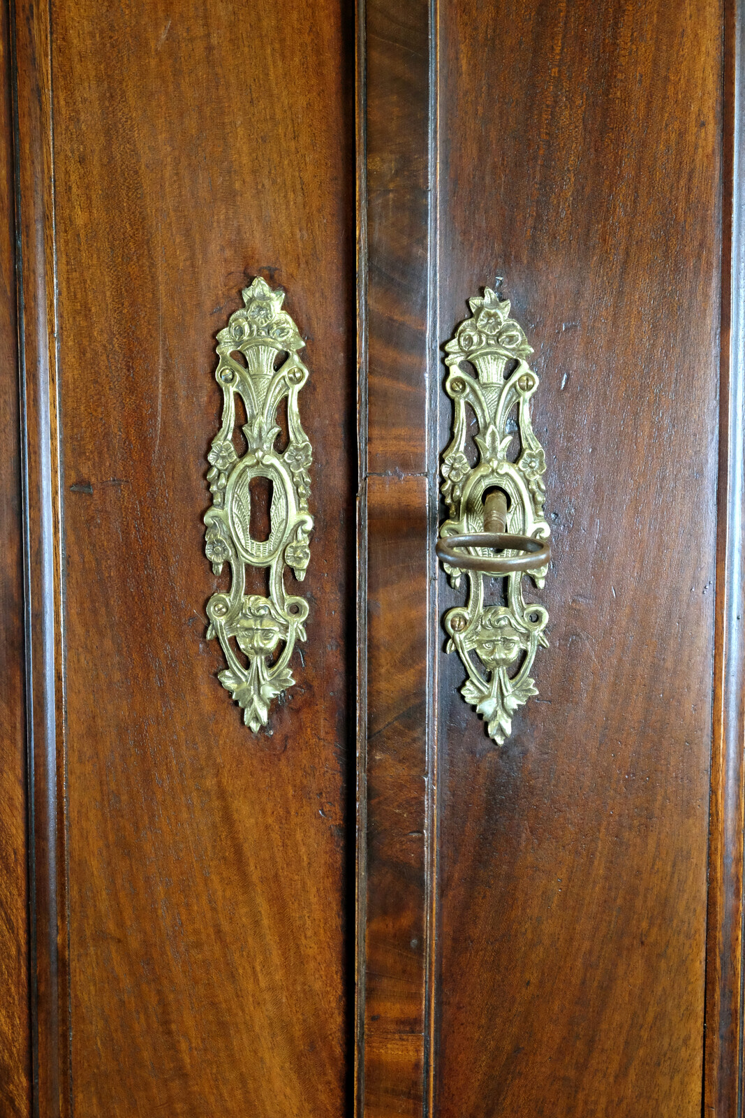 Empire Cabinet 