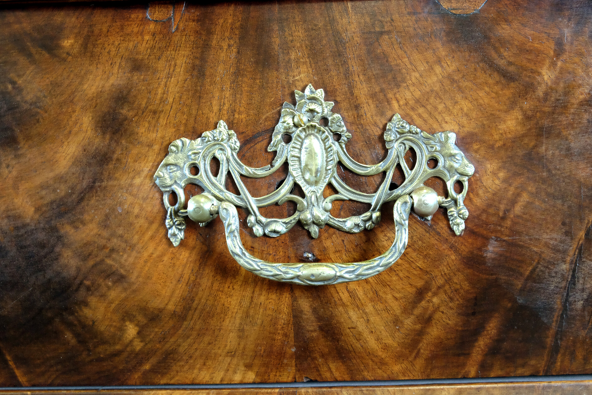 Empire Cabinet 