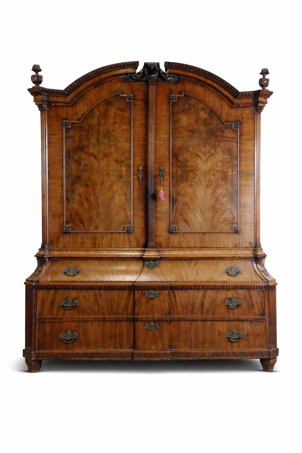 fine 18th century cabinet 