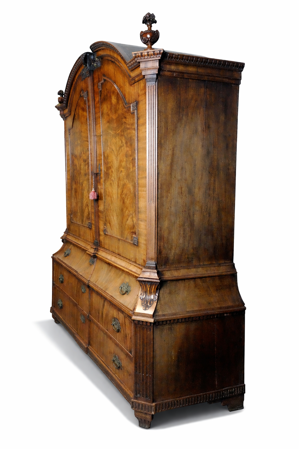 fine 18th century cabinet 