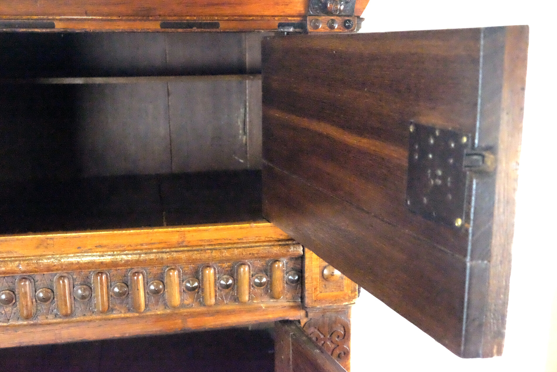 Fine !7th Century Zeeland Cabinet 