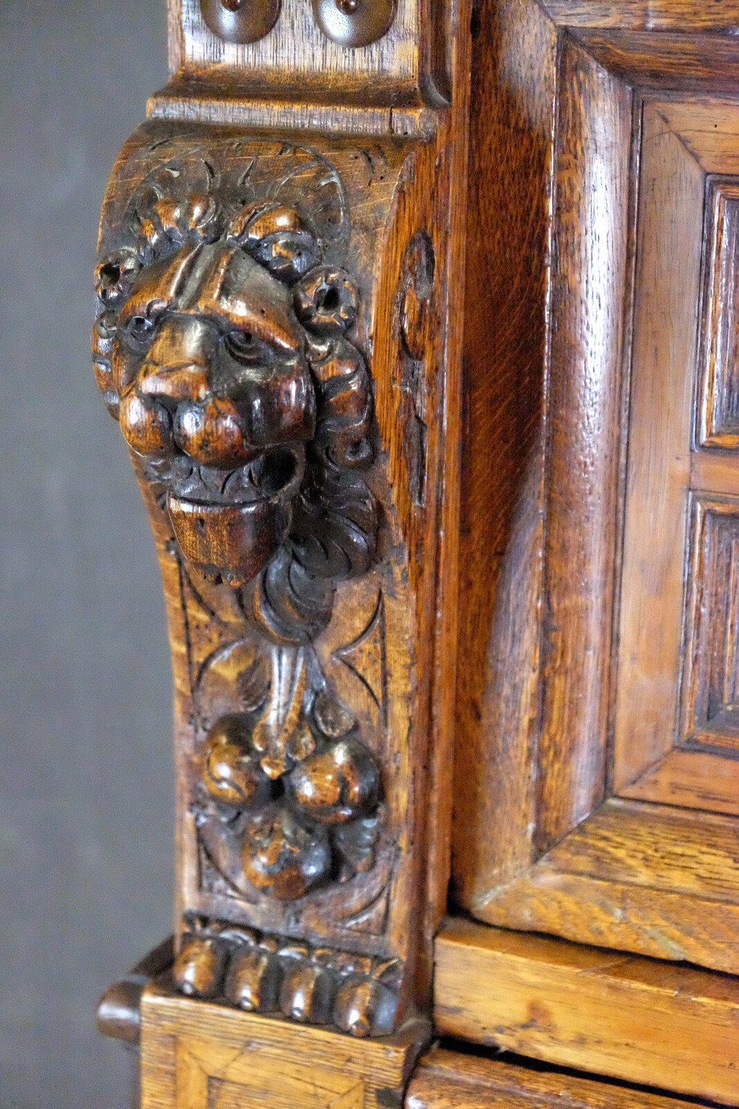 Fine !7th Century Zeeland Cabinet 