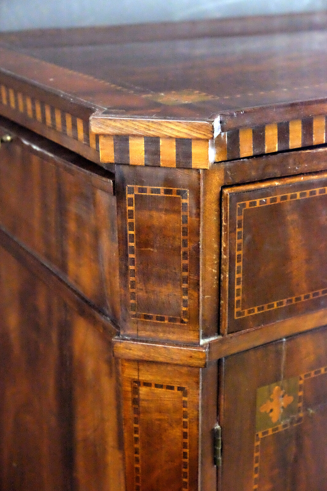 Fine Buffet 18th century 