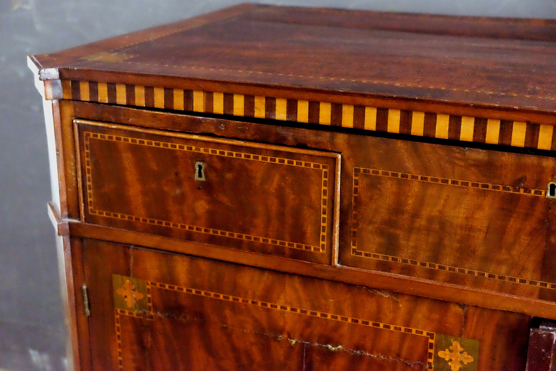 Fine Buffet 18th century 