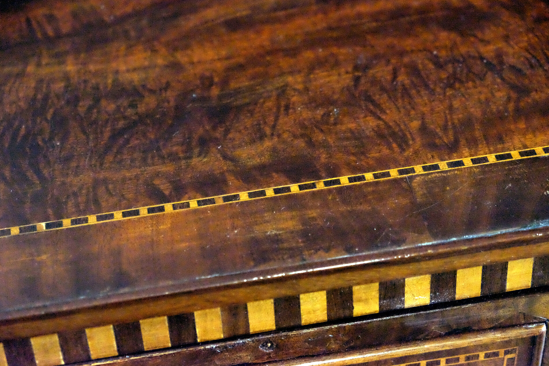 Fine Buffet 18th century 