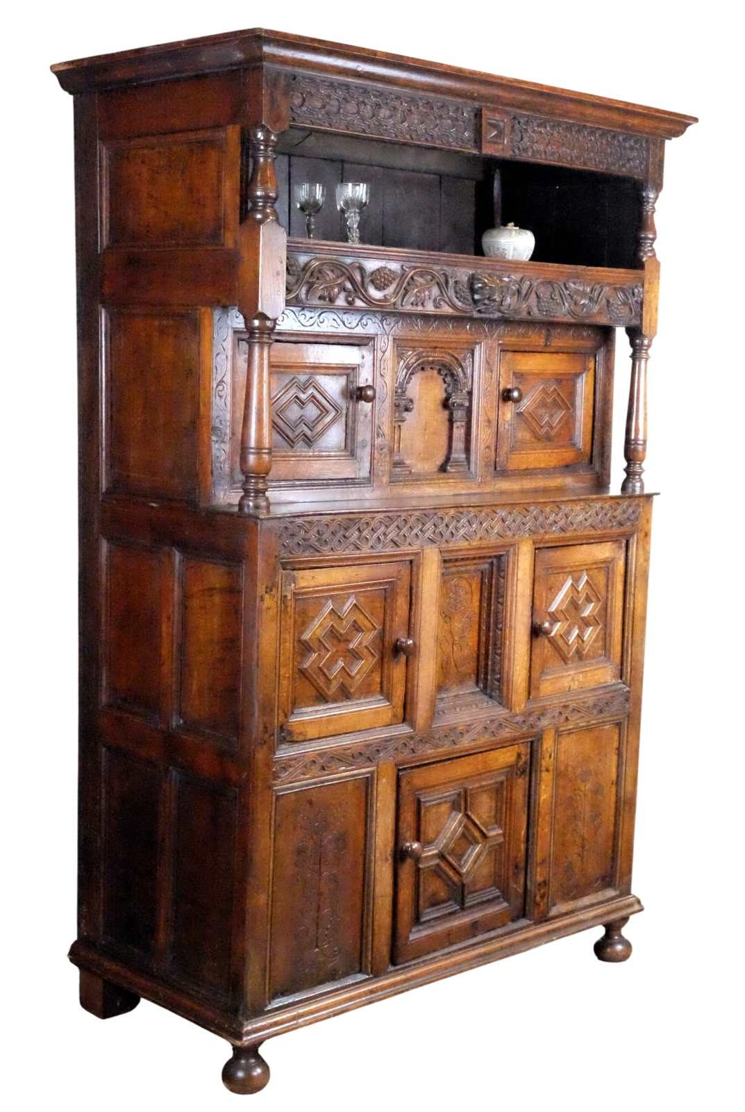 Fine Court Copboard - 17the century Tridern 