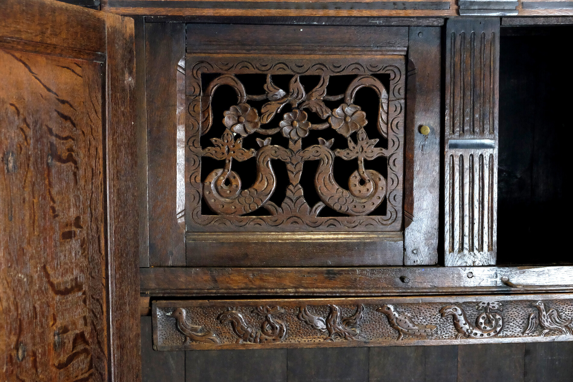 Fine Dutch 17th Century paneled Cabinet 