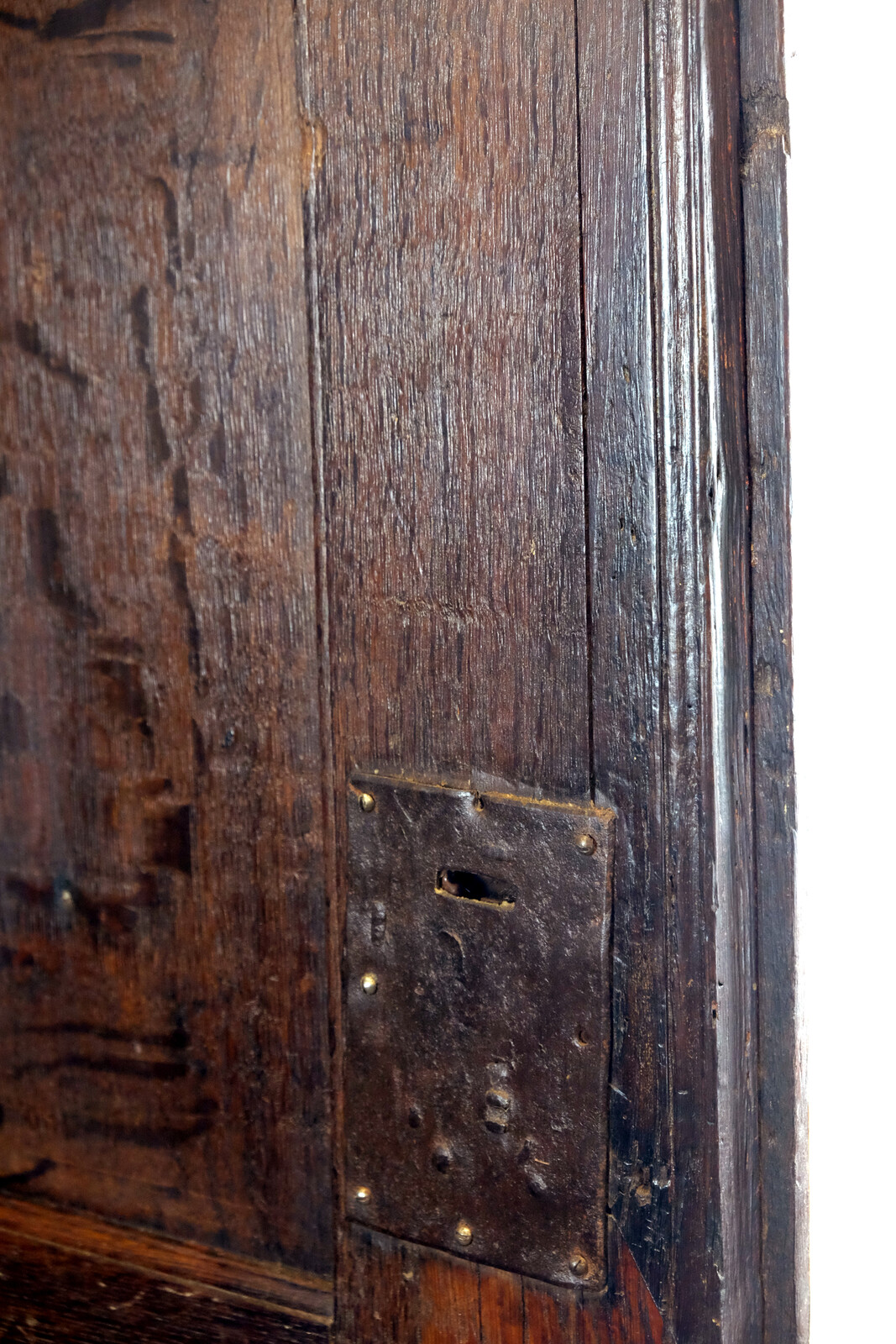 Fine Dutch 17th Century paneled Cabinet 