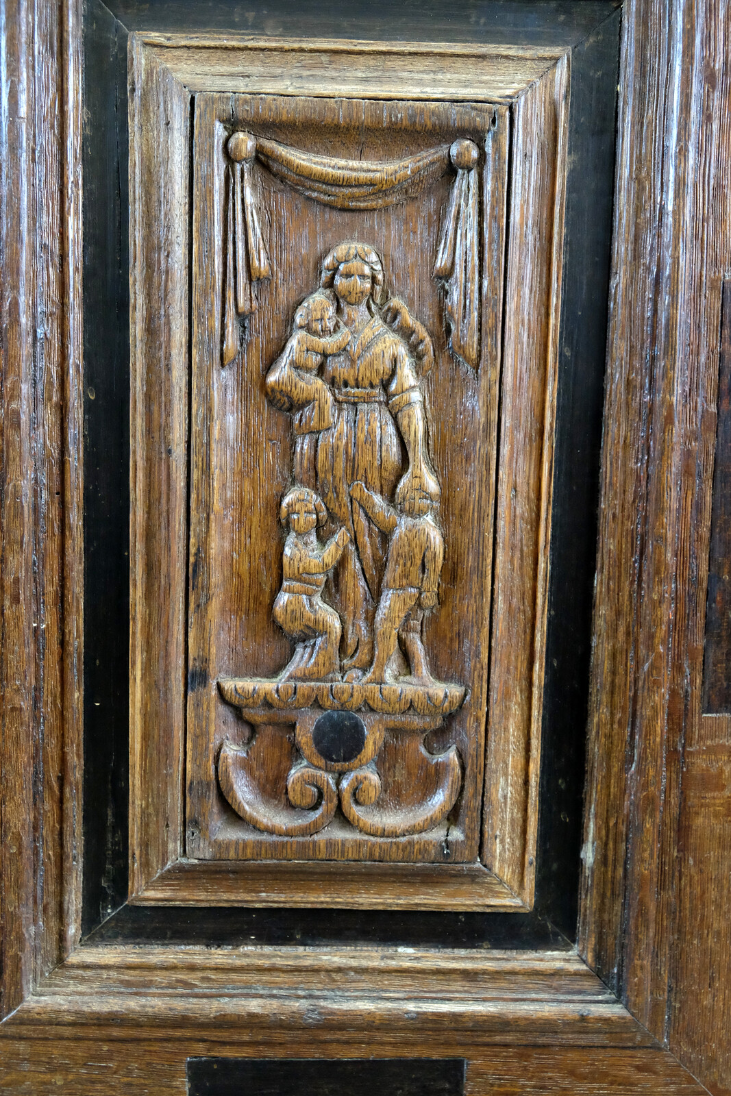 Fine Dutch 17th Century paneled Cabinet 