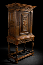 Fine Dutch 17th century Table Cabinet 