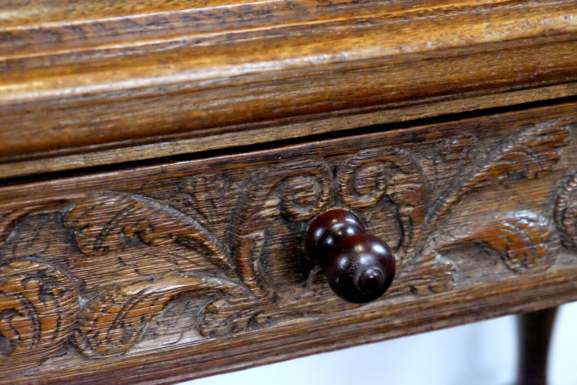 Fine Dutch 17th century Table Cabinet 