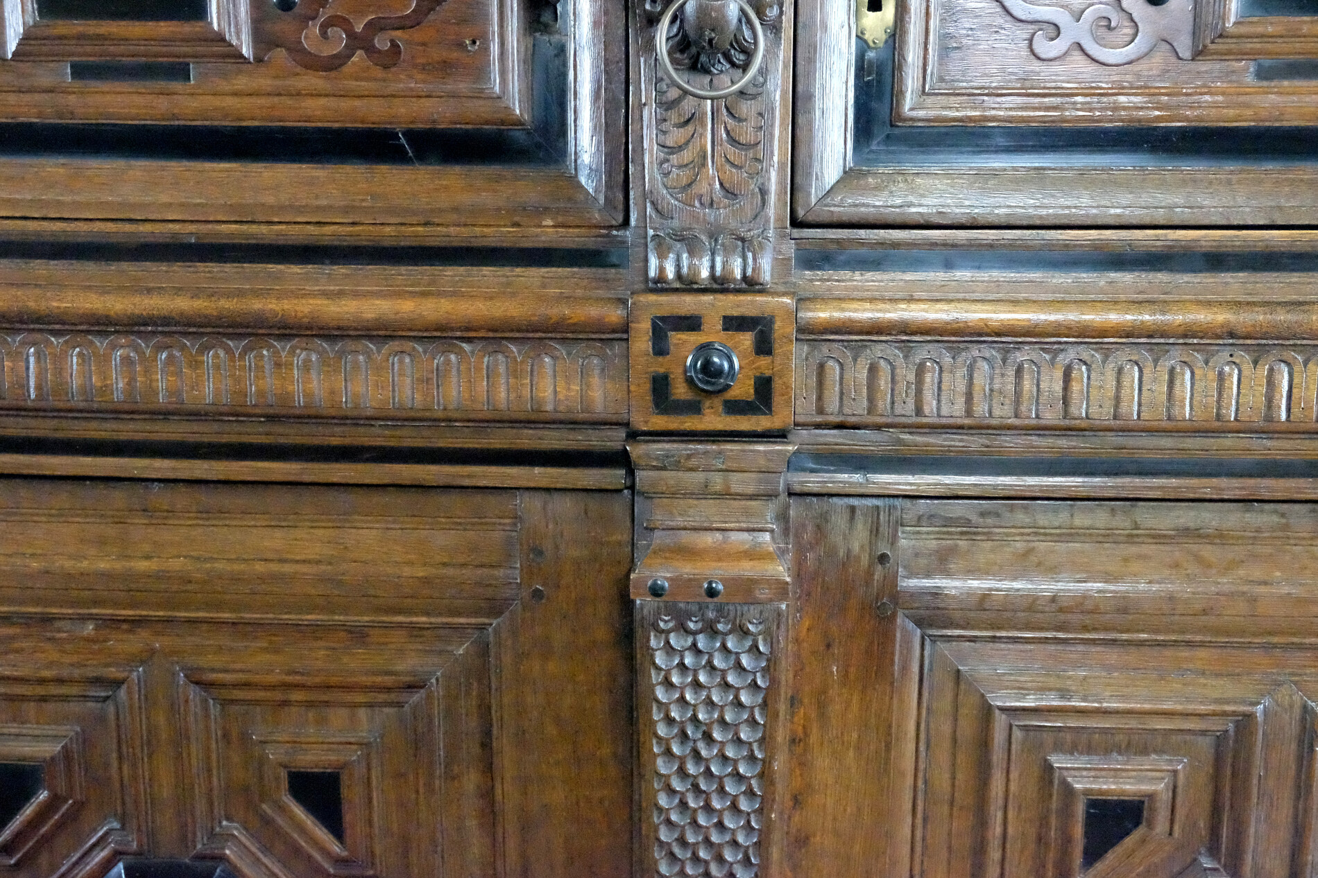 Fine Dutch 17th Century Zeeuwse Kast