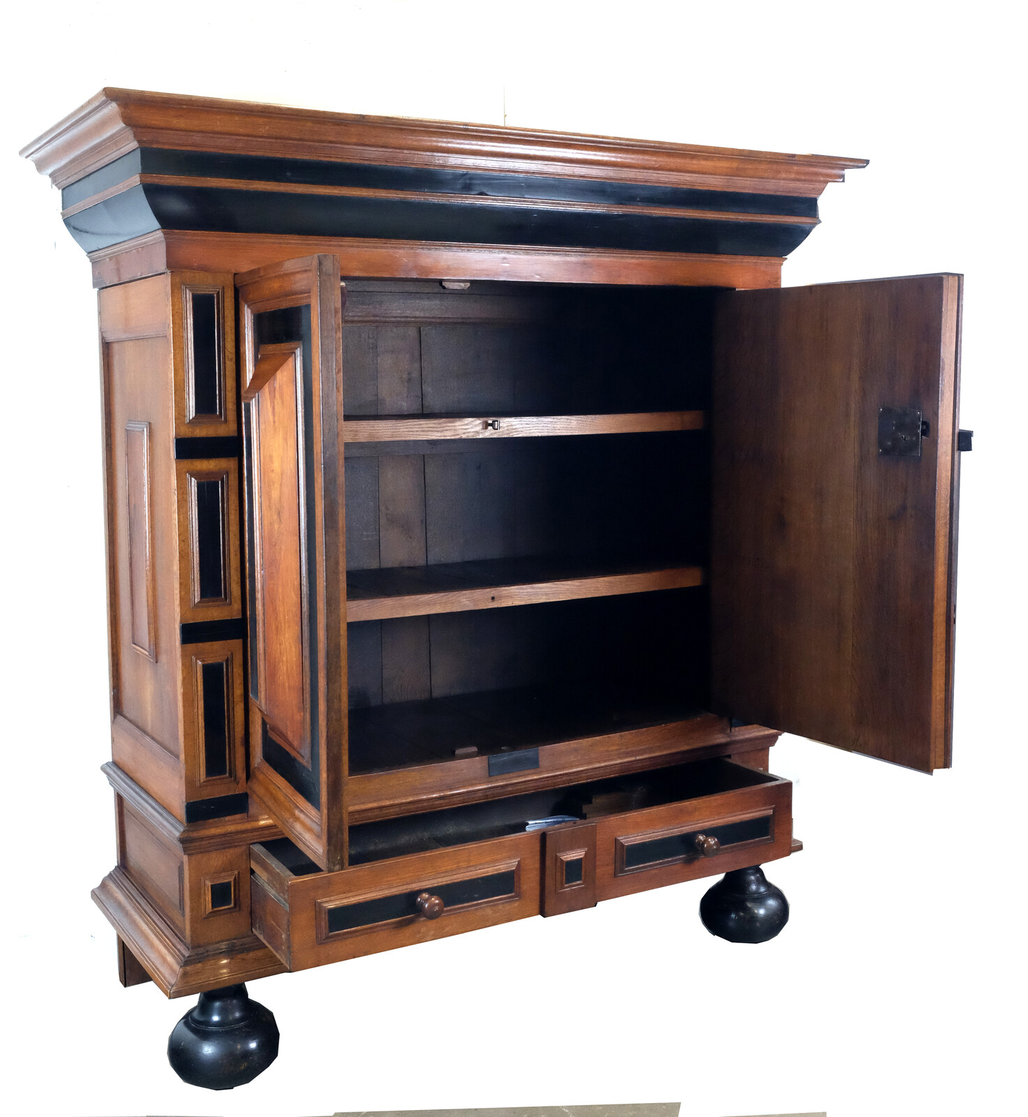 Fine Dutch 18th century Kussenkast, Cushion Cabinet