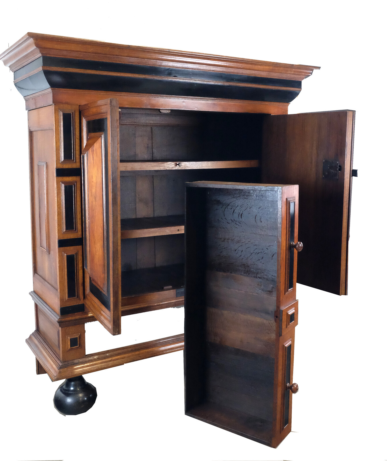 Fine Dutch 18th century Kussenkast, Cushion Cabinet