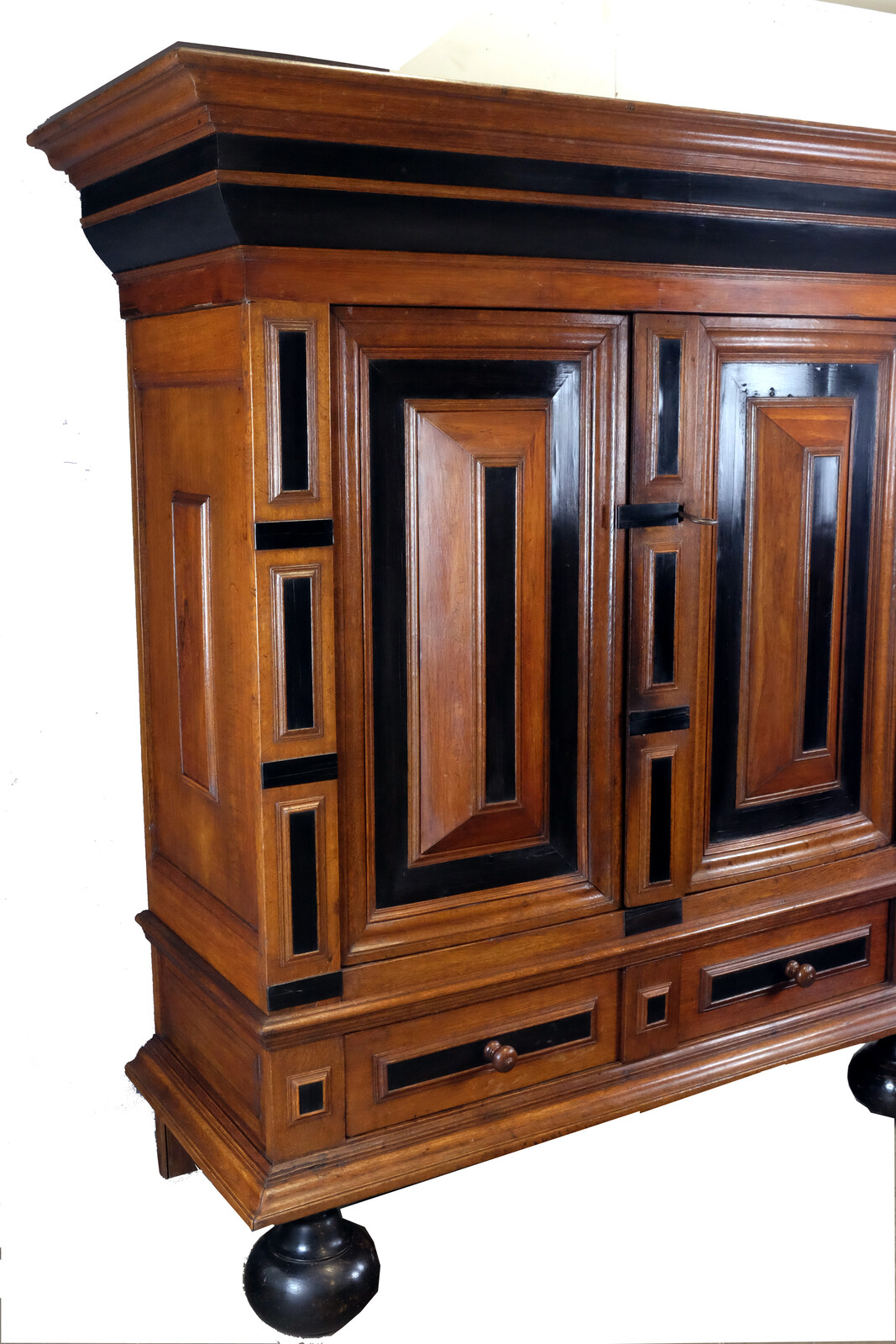 Fine Dutch 18th century Kussenkast, Cushion Cabinet