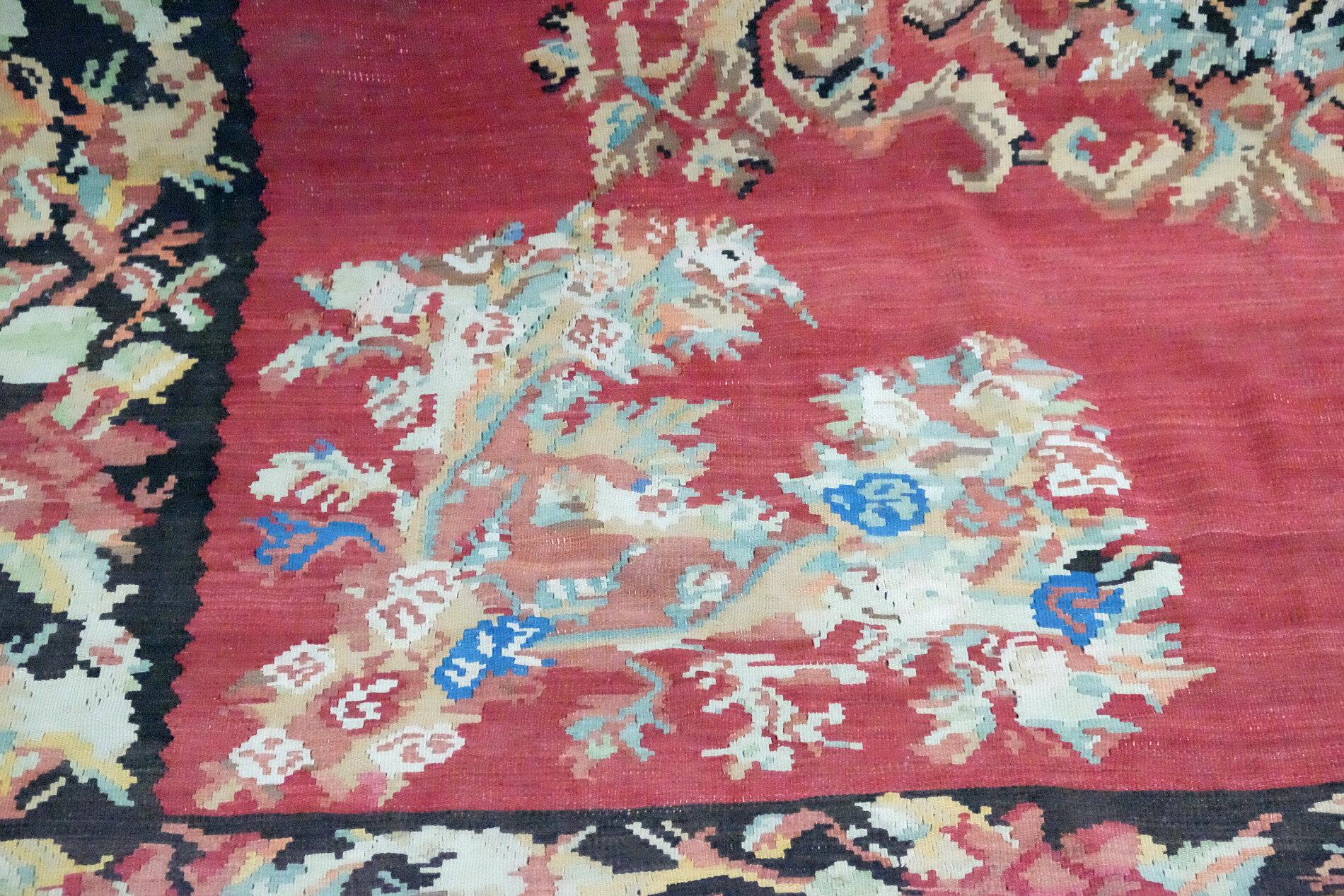 Fine large rose kilim, Karabach 