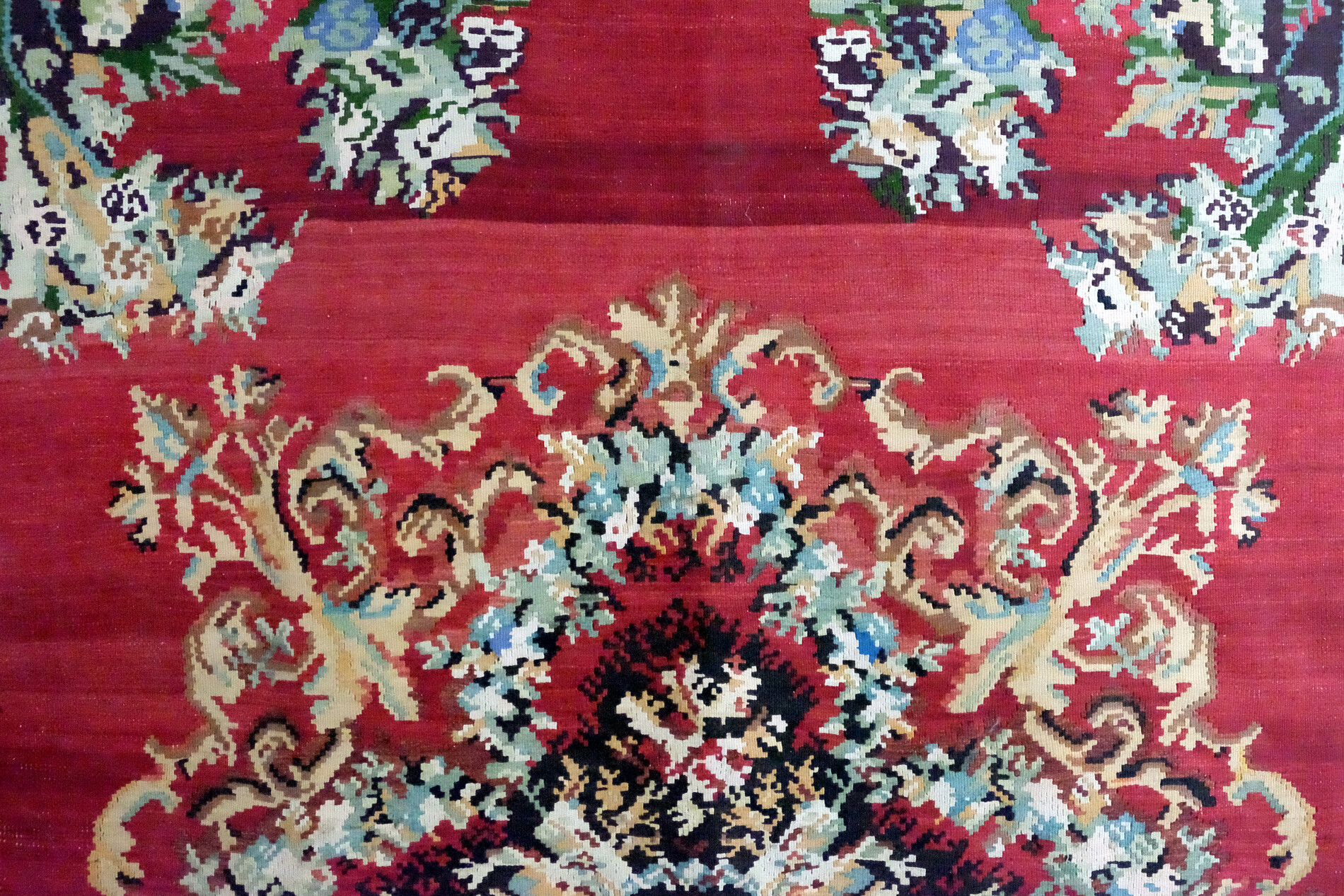 Fine large rose kilim, Karabach 