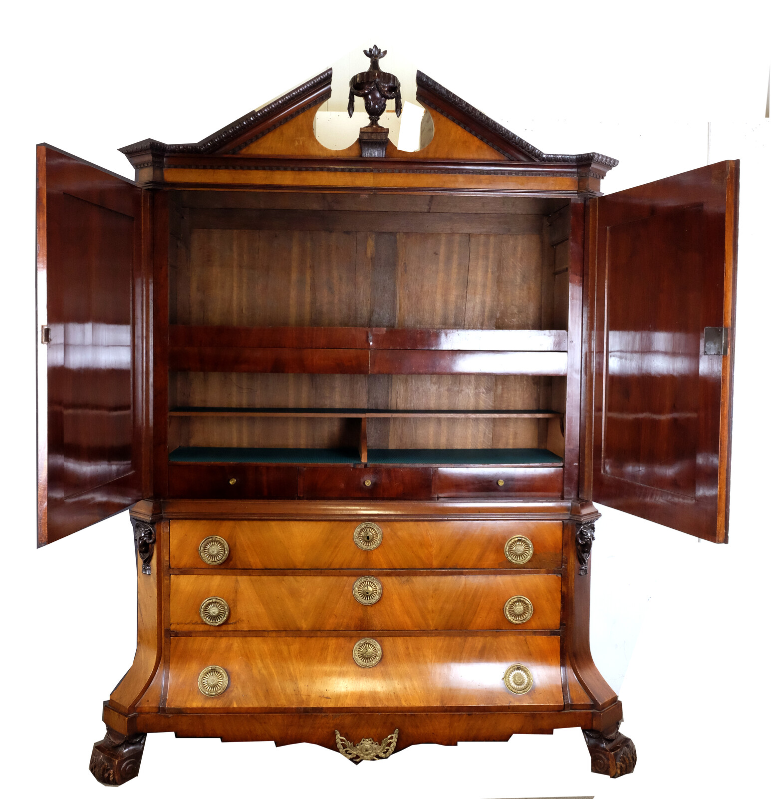Fine Mahogany Cabinet 1790 