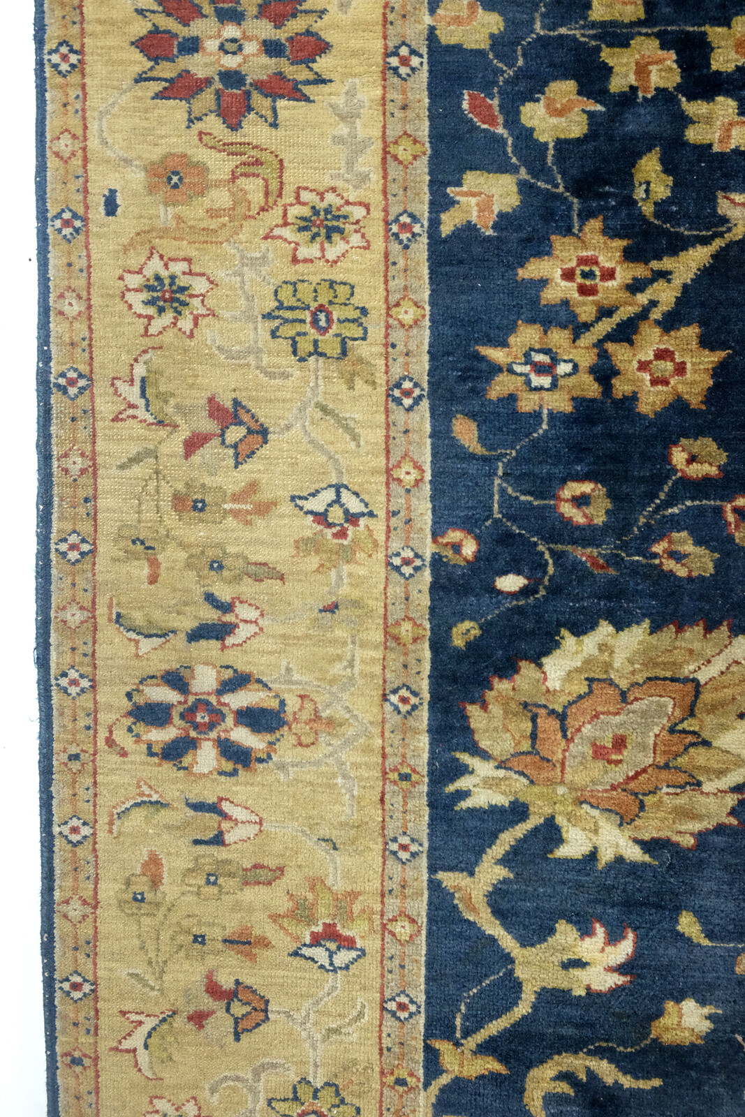 fine Ziegler Carpet. 